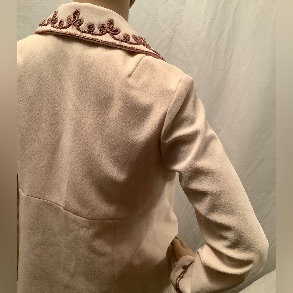 Cream Dress & Jacket Set - Picture 10 of 12